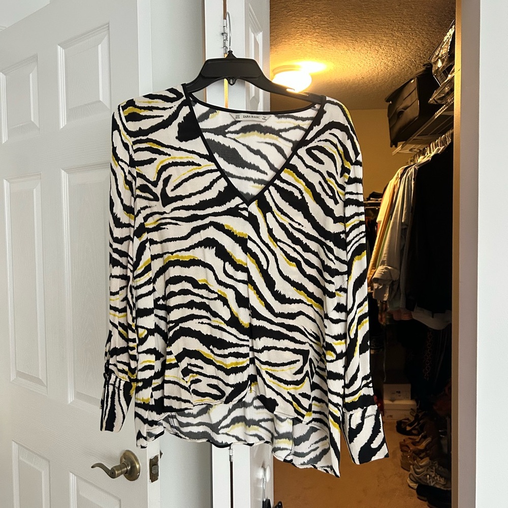 Zara Black and White Zebra Print V-Neck Blouse